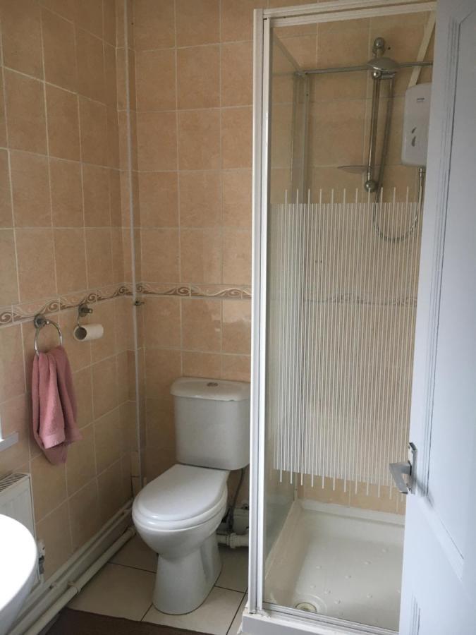 Ebbw Vale Guest House Bagian luar foto